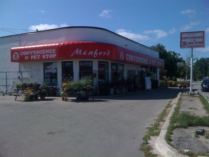 Meaford Convenience & Pet Stop  - Pet Food & Supplies